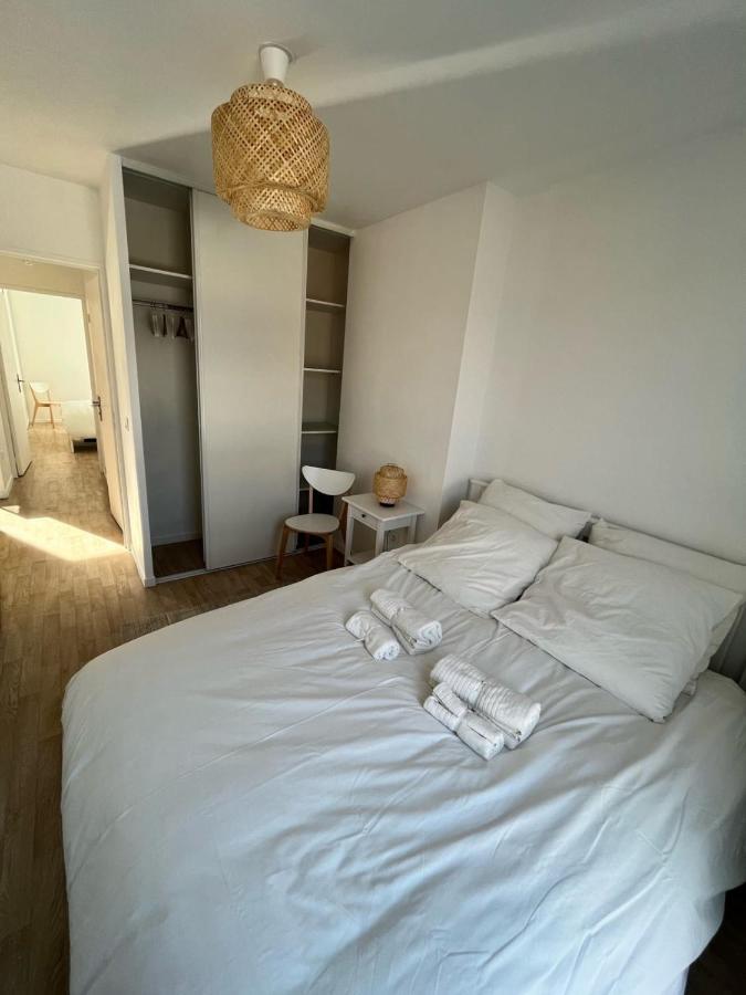 Modern And Bright Apartment Near Paris 라쿠르뇌브 외부 사진
