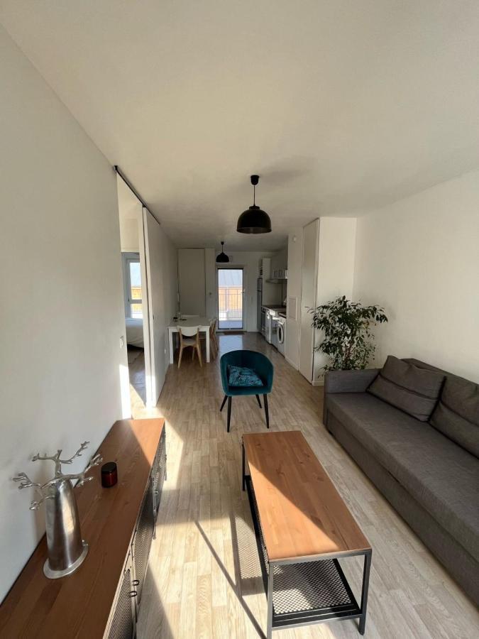 Modern And Bright Apartment Near Paris 라쿠르뇌브 외부 사진