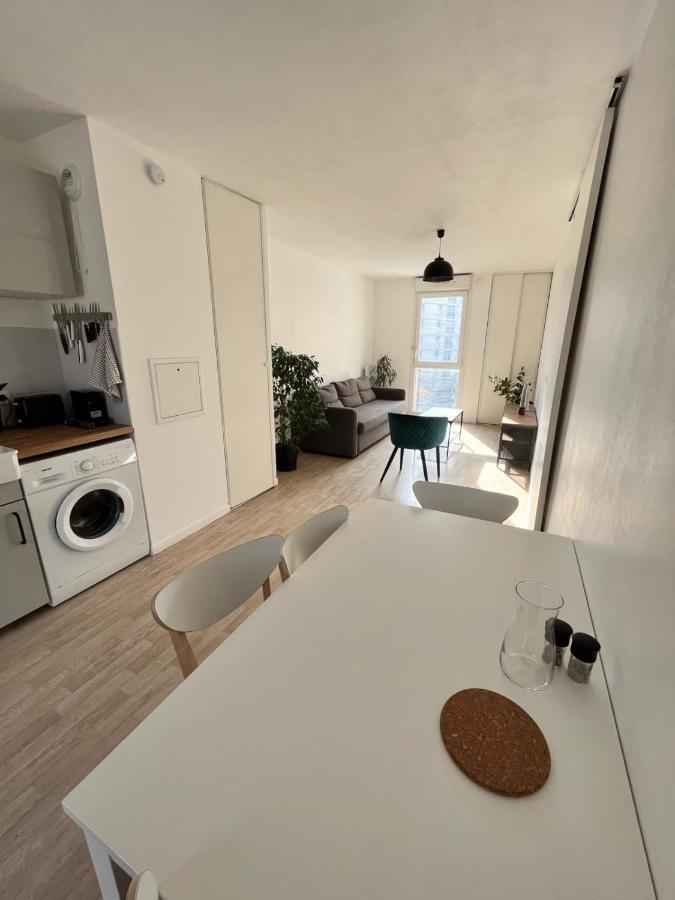 Modern And Bright Apartment Near Paris 라쿠르뇌브 외부 사진